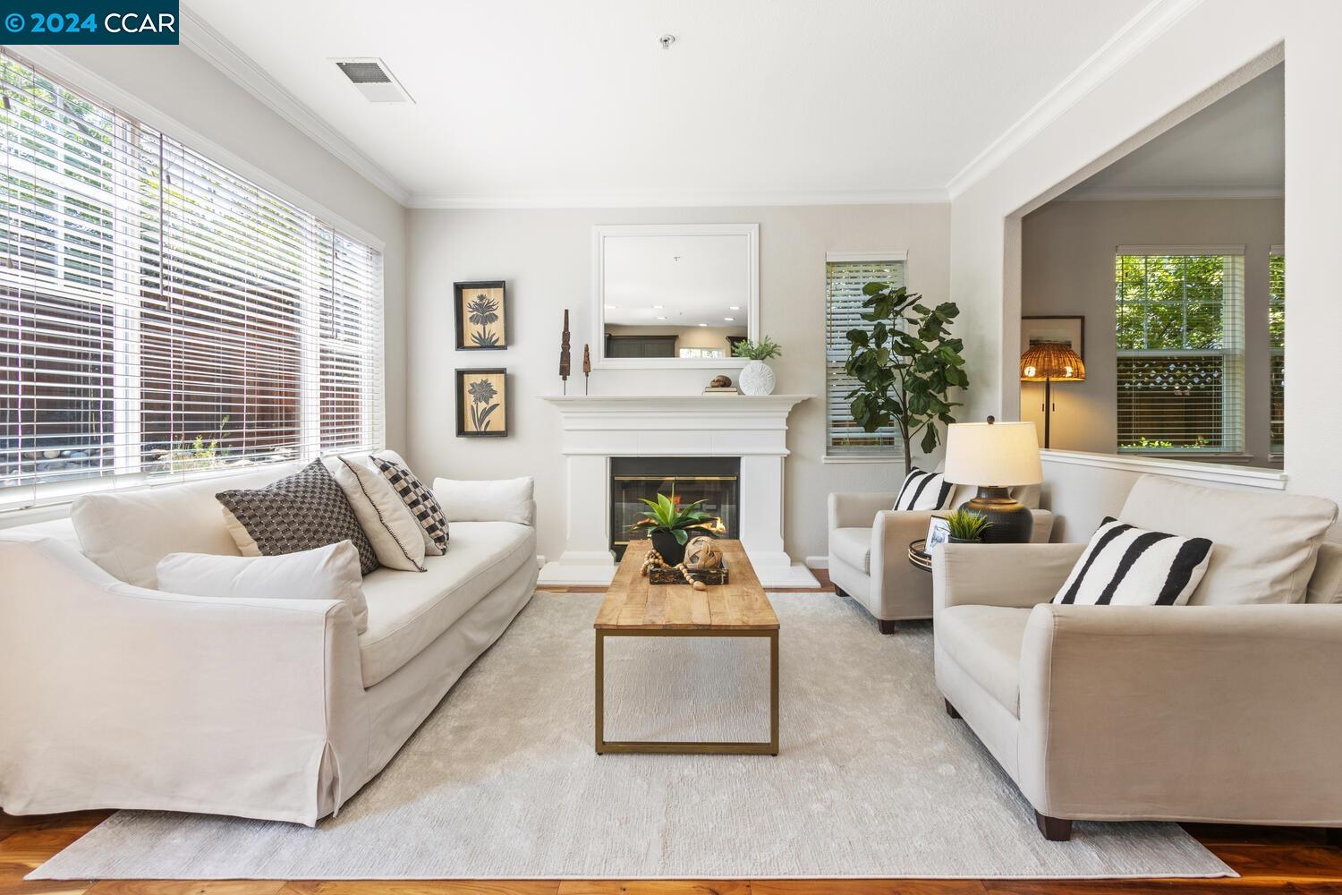 1261 Oakshire Ct