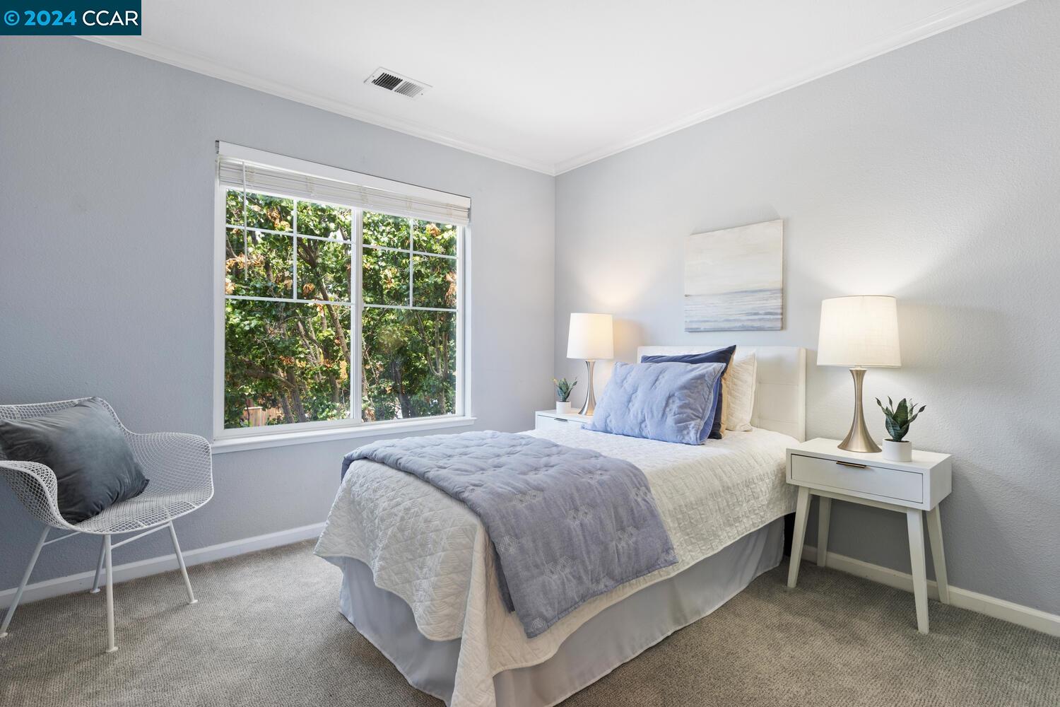 1261 Oakshire Ct