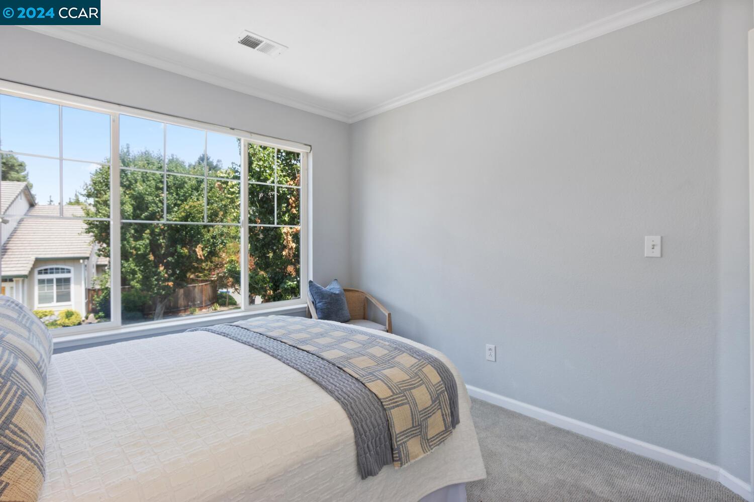 1261 Oakshire Ct