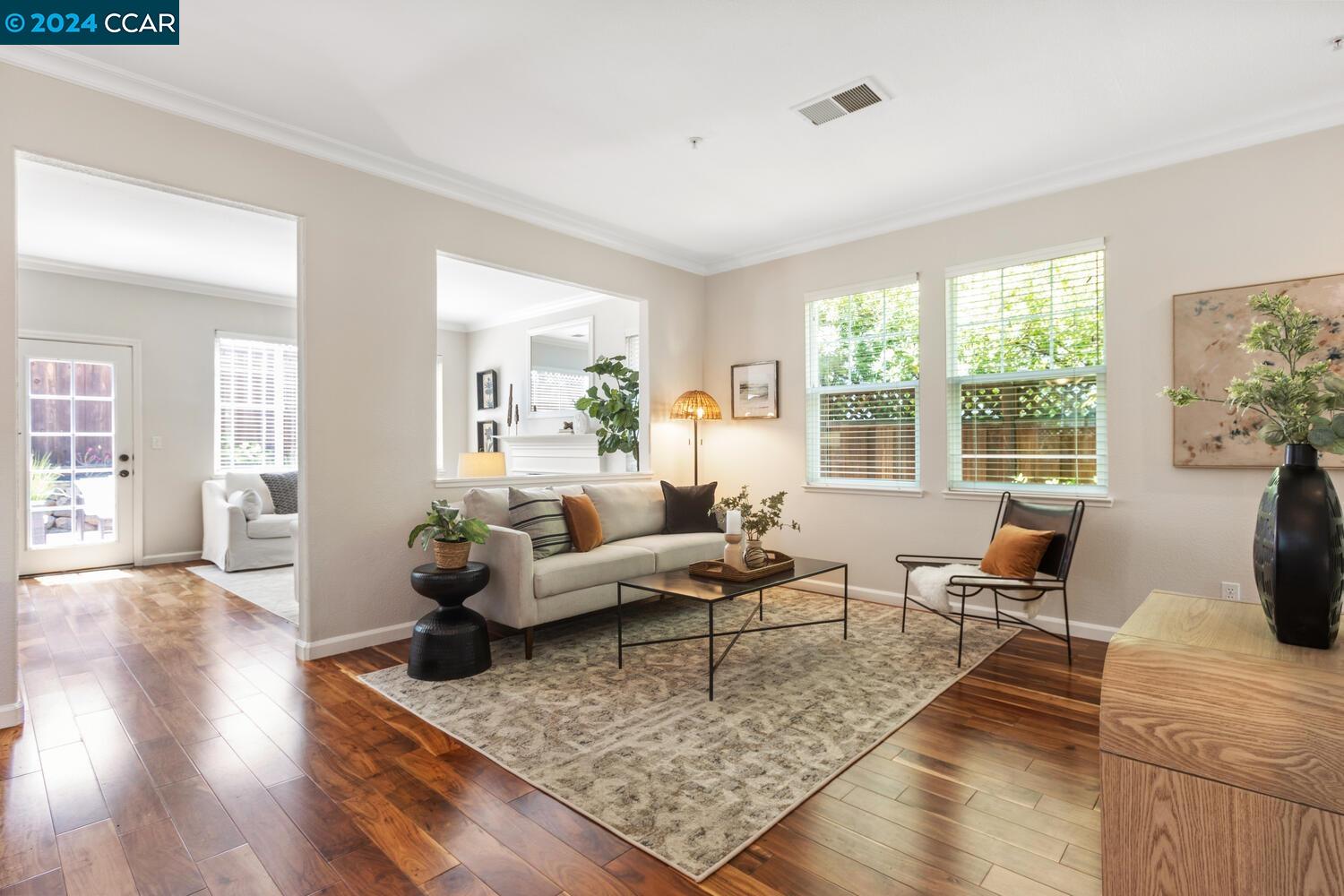 1261 Oakshire Ct