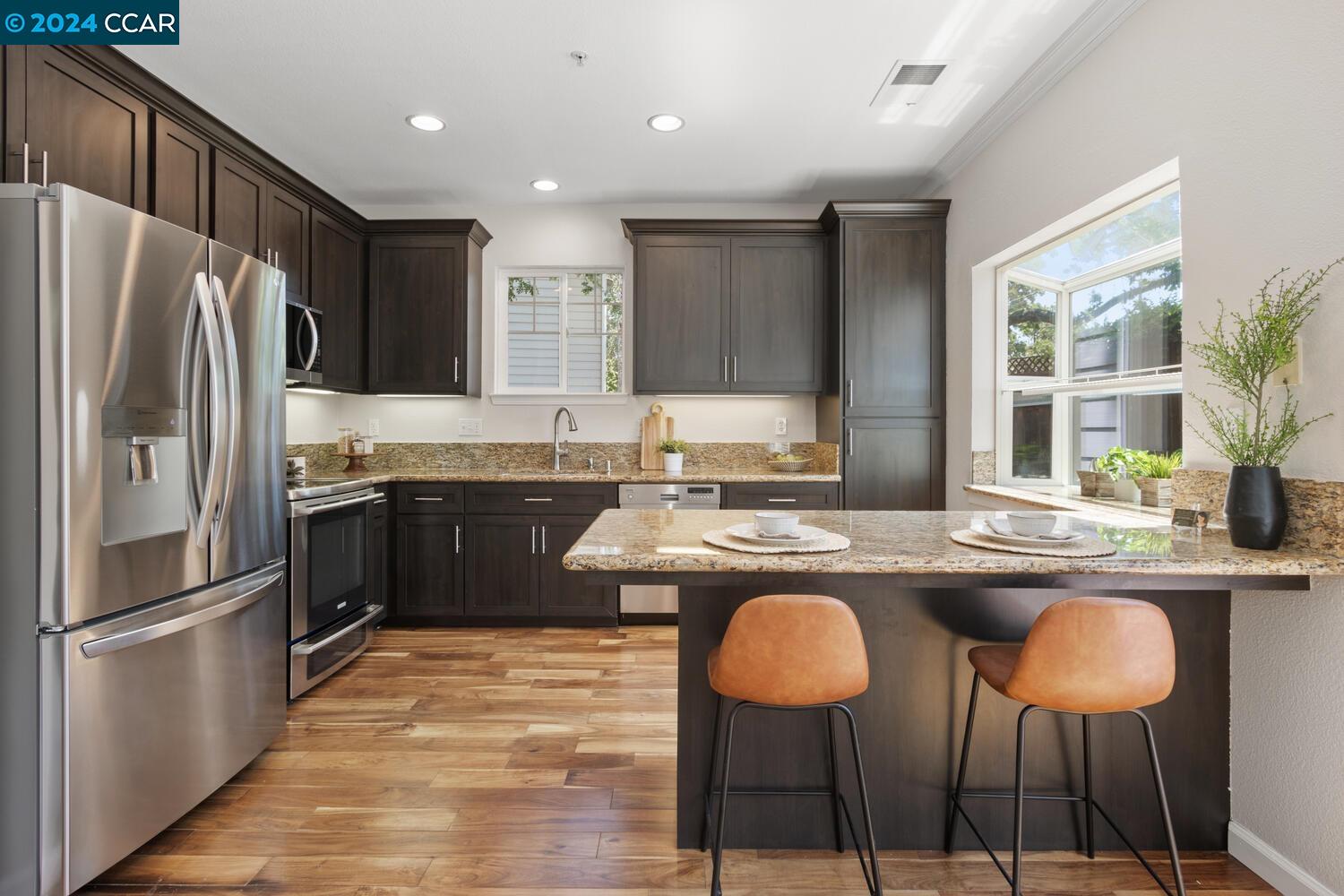 1261 Oakshire Ct