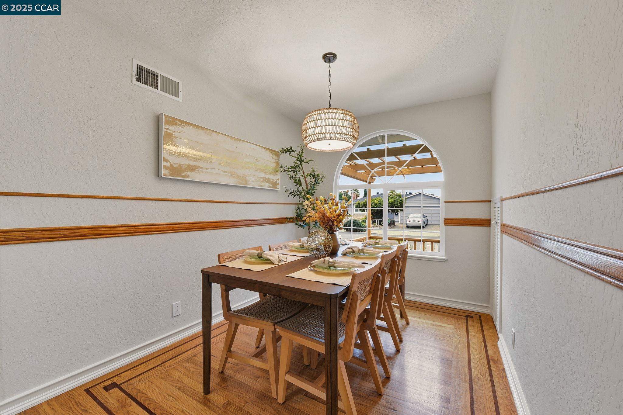 41882 Gifford St, Fremont