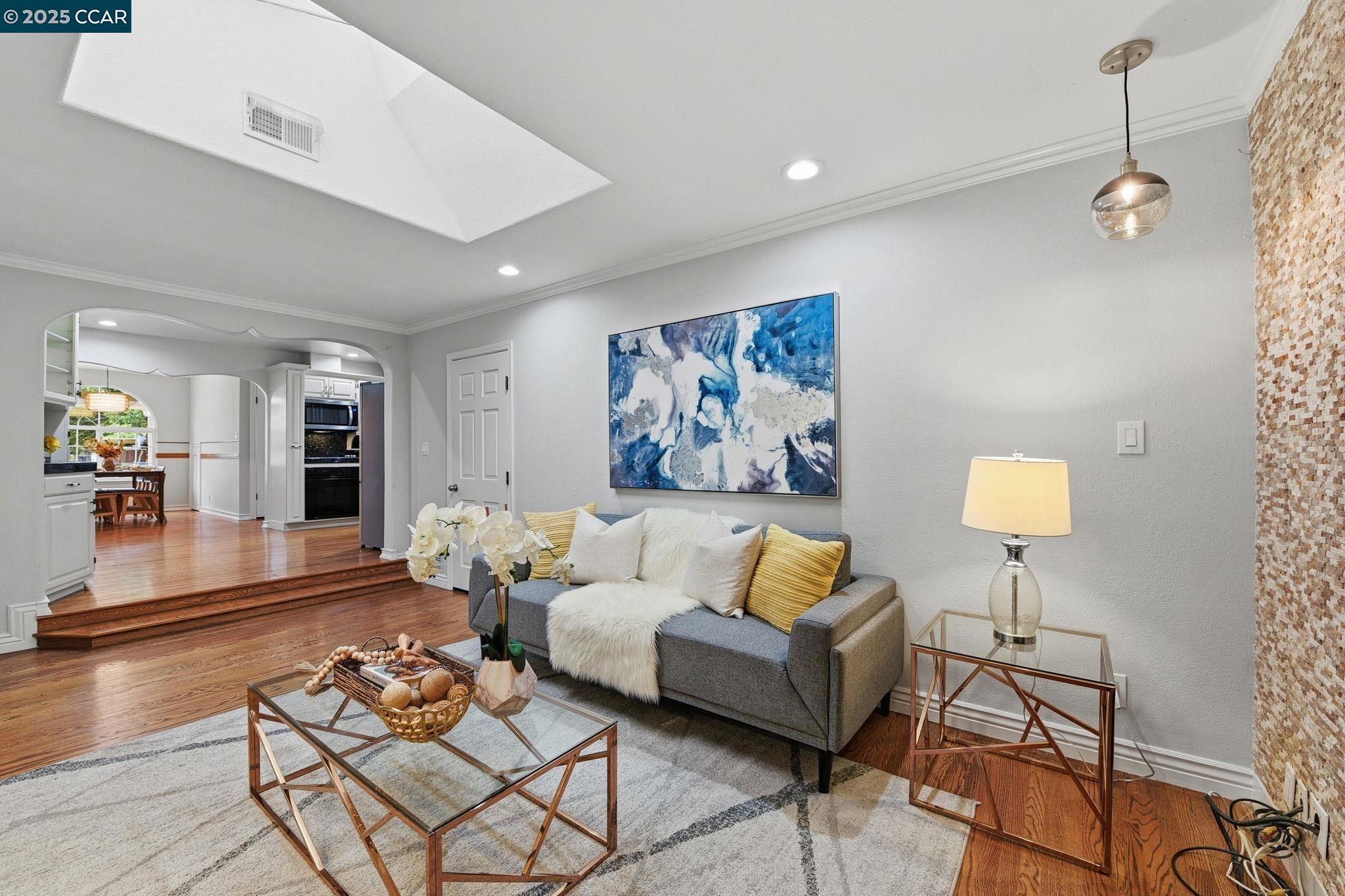 41882 Gifford St, Fremont