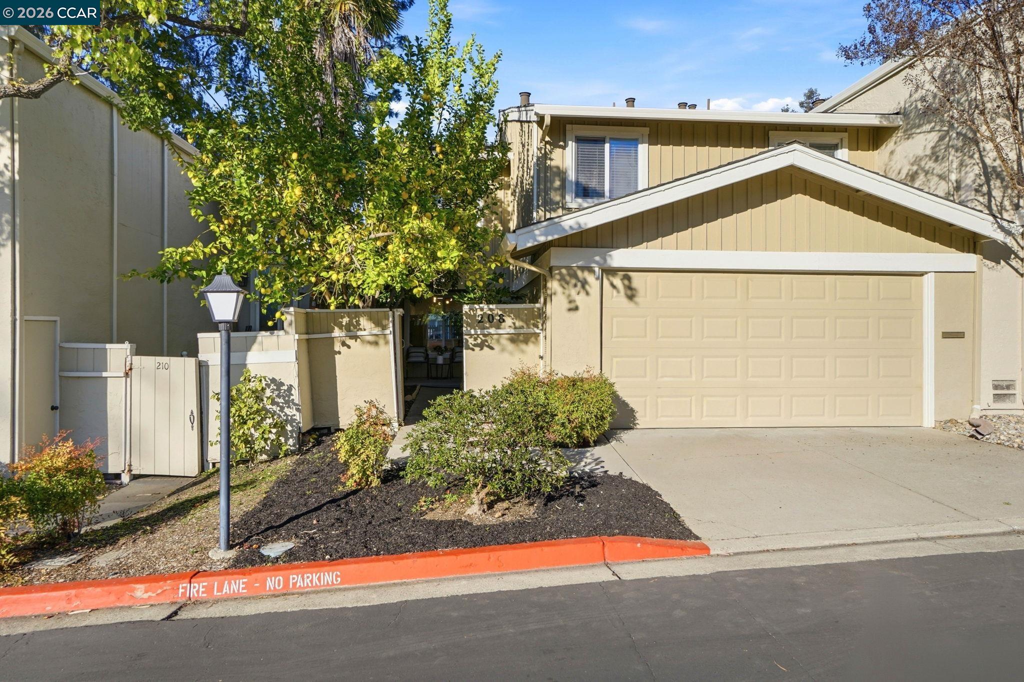 208 Siskiyou Ct