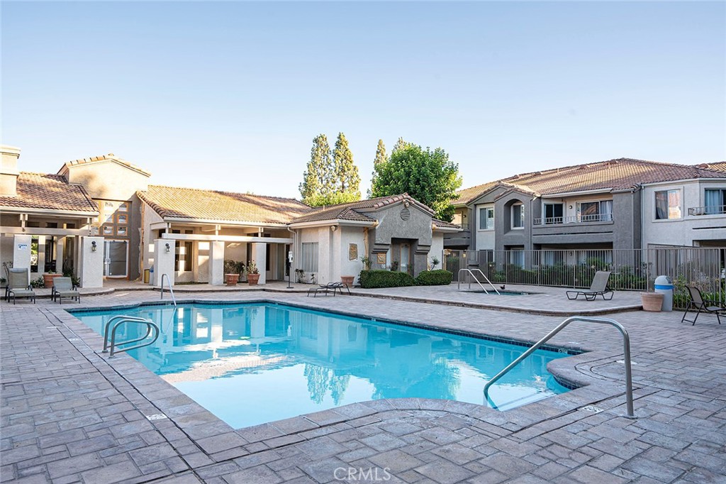 1023 Vista Del Cerro Drive 303