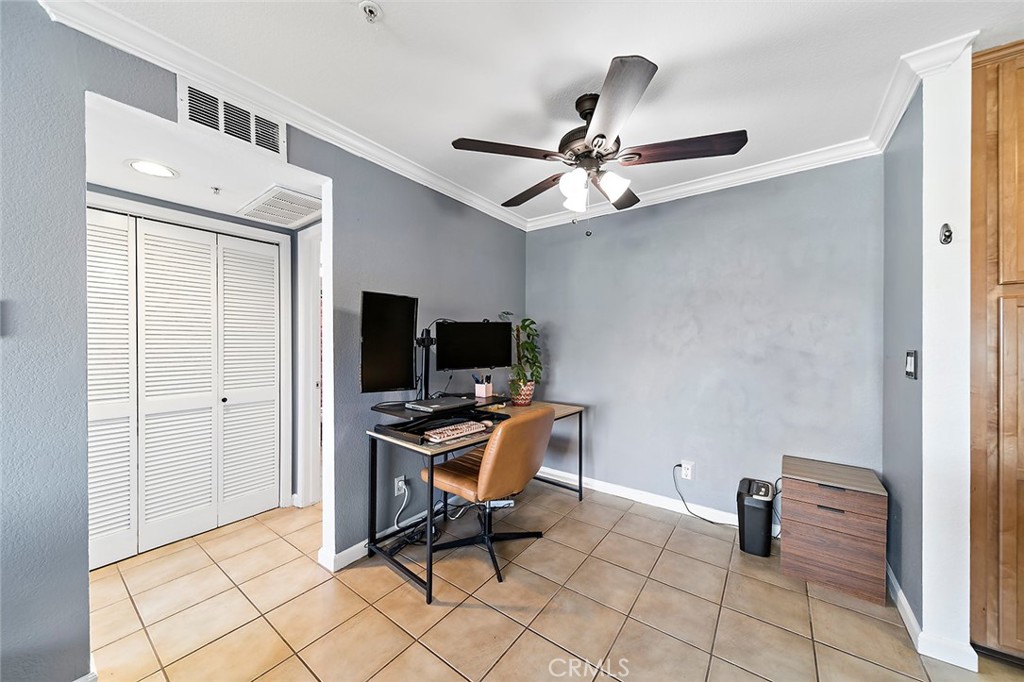 1023 Vista Del Cerro Drive 303