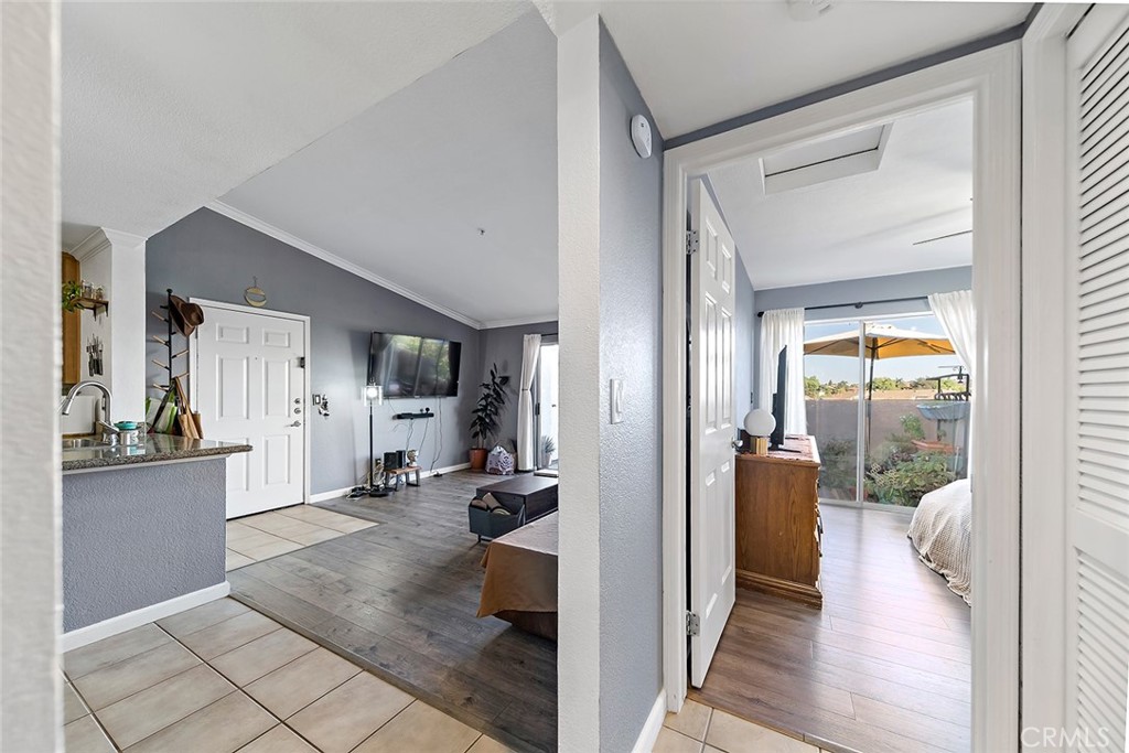 1023 Vista Del Cerro Drive 303