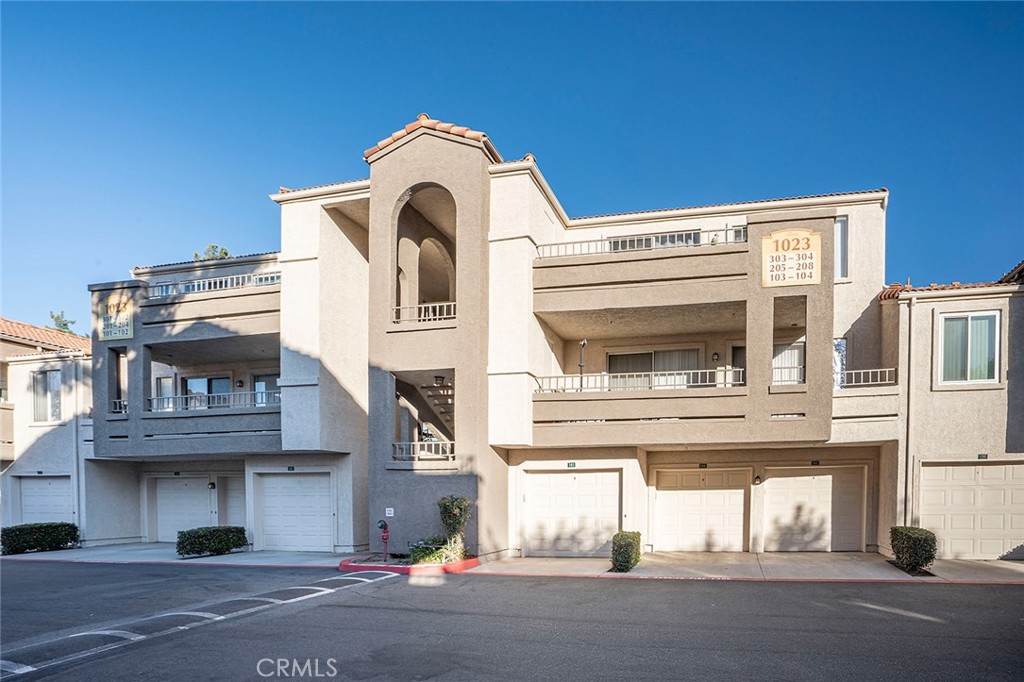 1023 Vista Del Cerro Drive 303