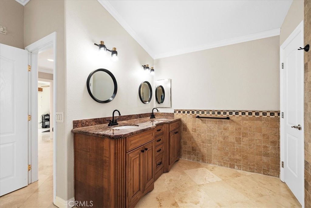 40246 Tuolomne Court