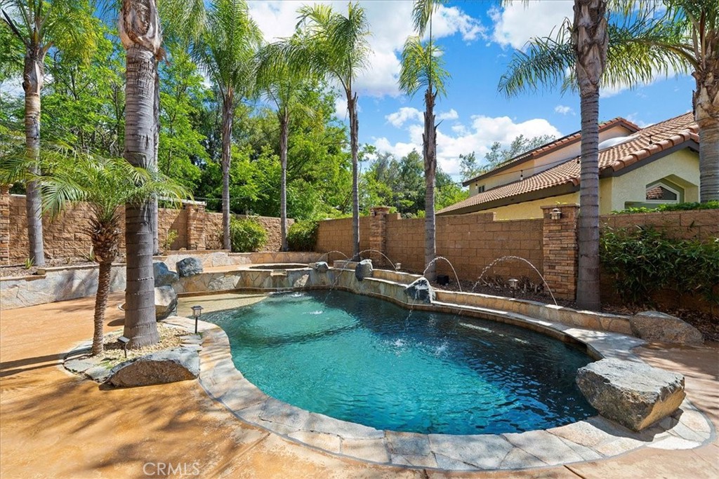 40246 Tuolomne Court