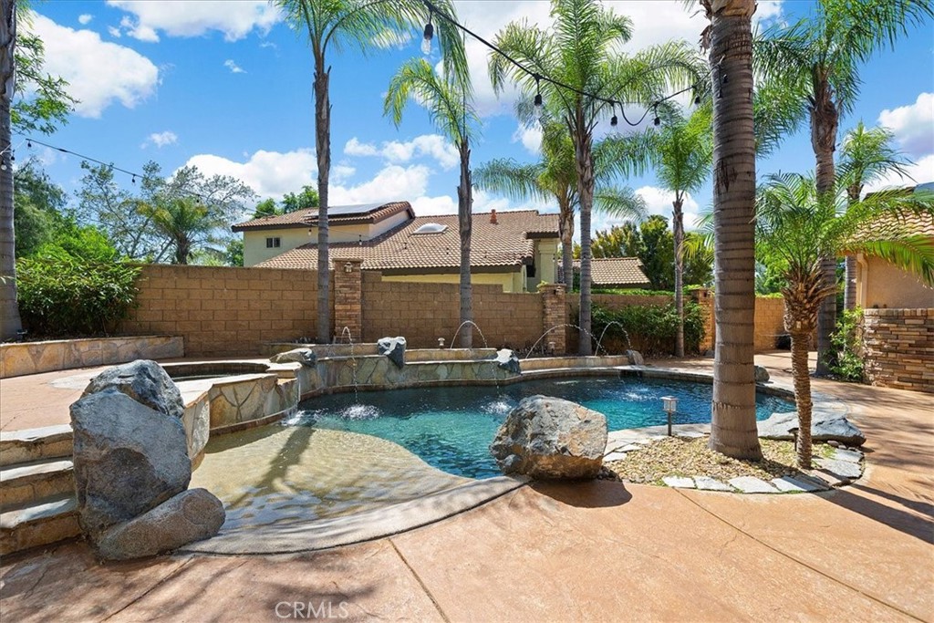 40246 Tuolomne Court