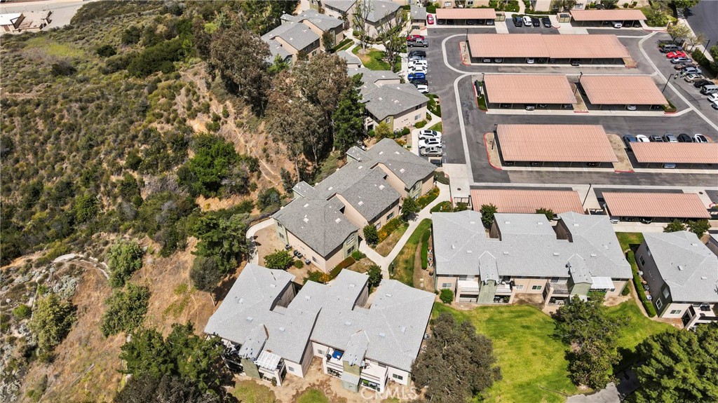 2568 Avenida Del Vista 203