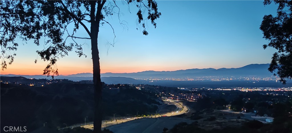 2568 Avenida Del Vista 203