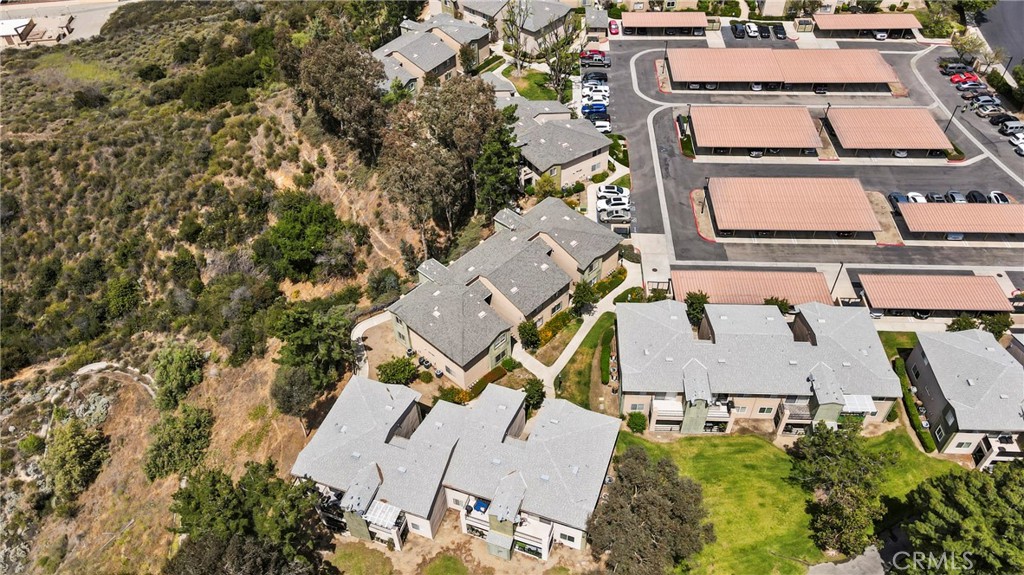 2568 Avenida Del Vista 203