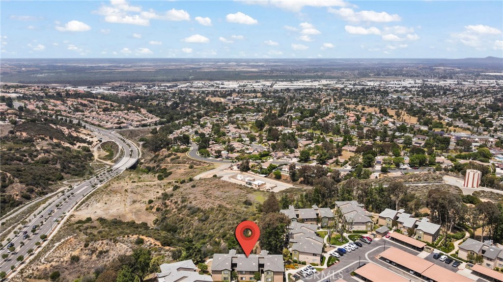 2568 Avenida Del Vista 203