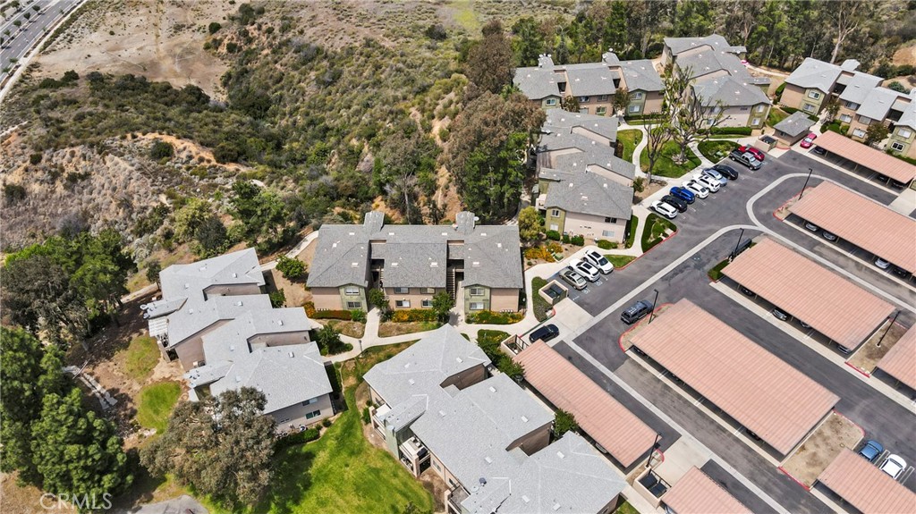 2568 Avenida Del Vista 203