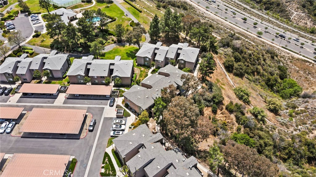 2568 Avenida Del Vista 203