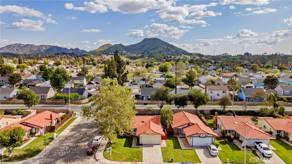 1878 Overland Street