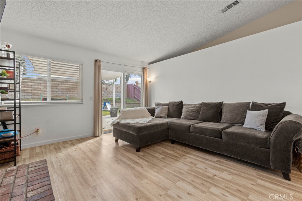 1878 Overland Street