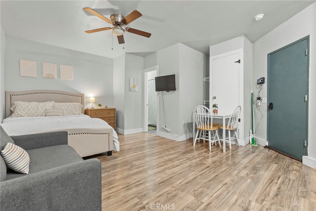 1878 Overland Street