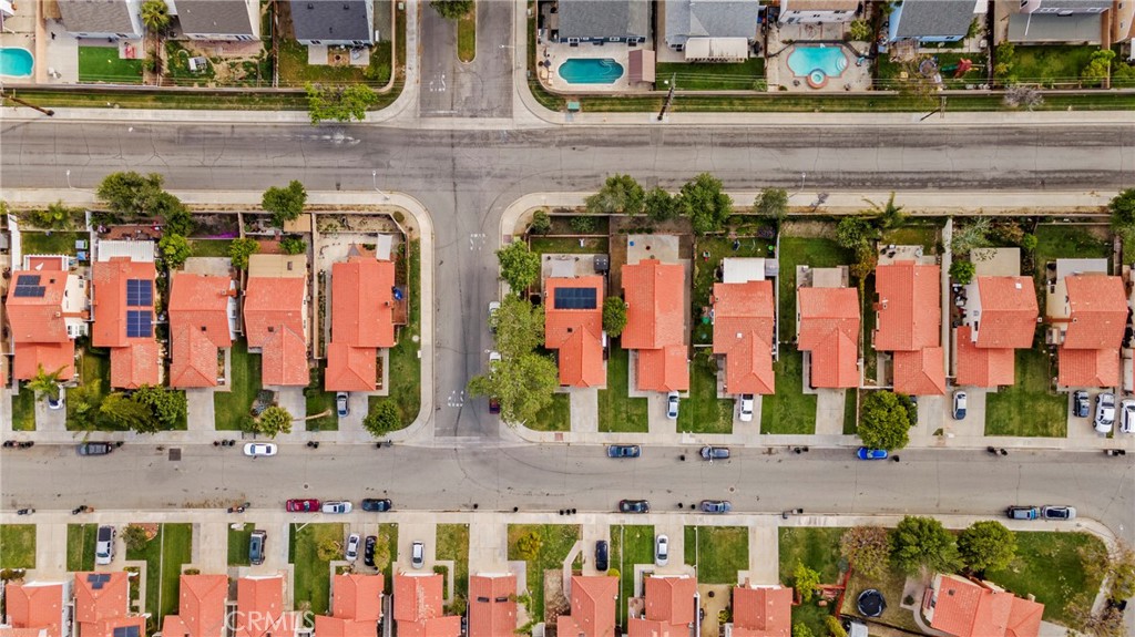 1878 Overland Street