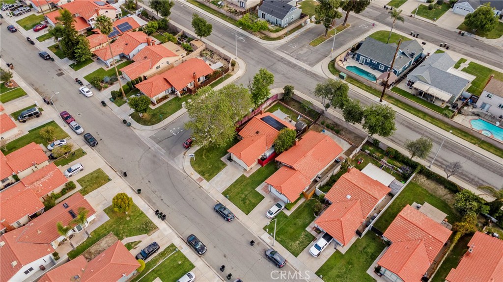 1878 Overland Street