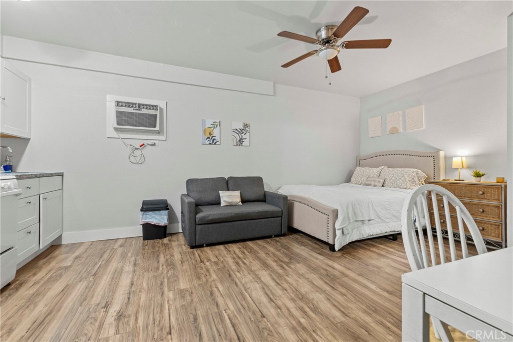 1878 Overland Street