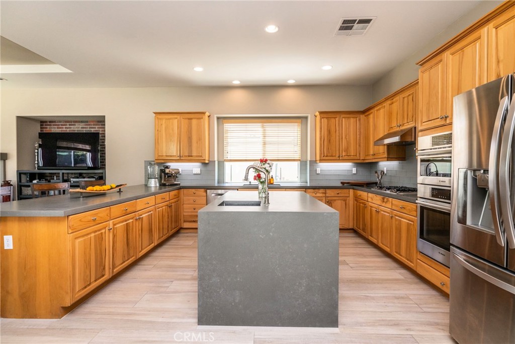 23840 Costa Mesa Way
