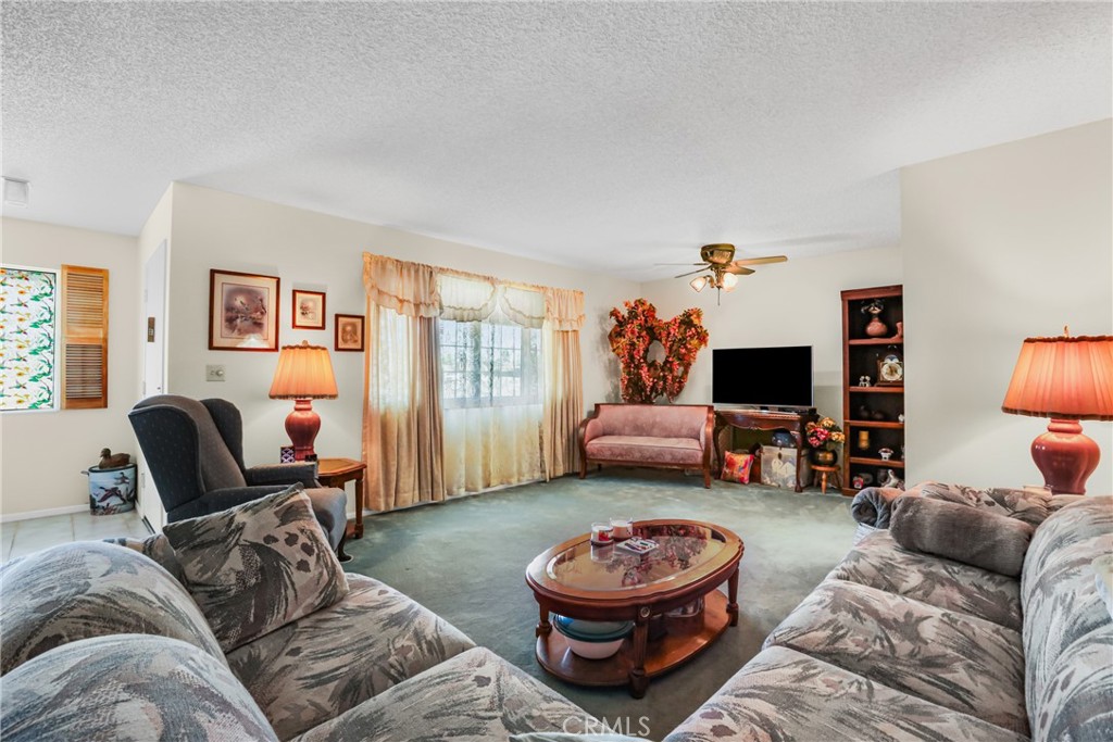 26806 Oakmont