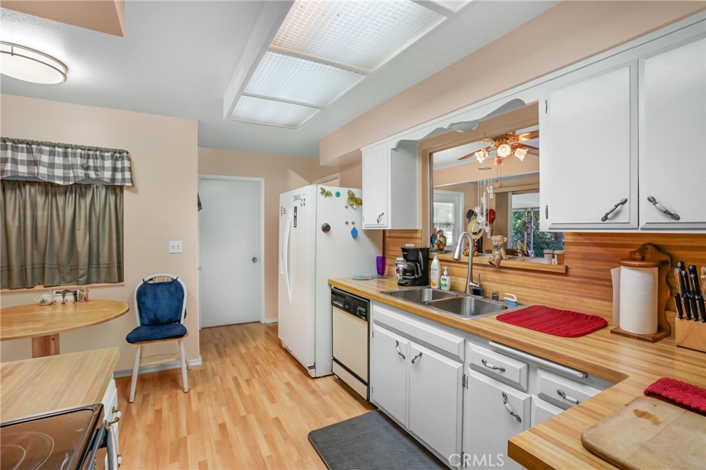 26806 Oakmont
