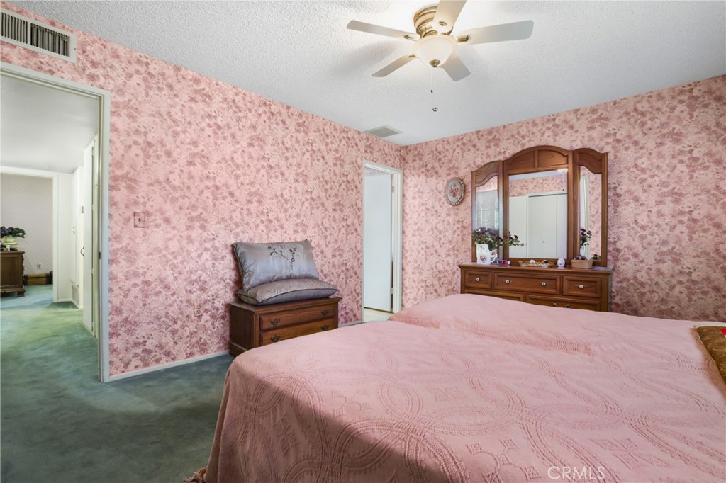 26806 Oakmont