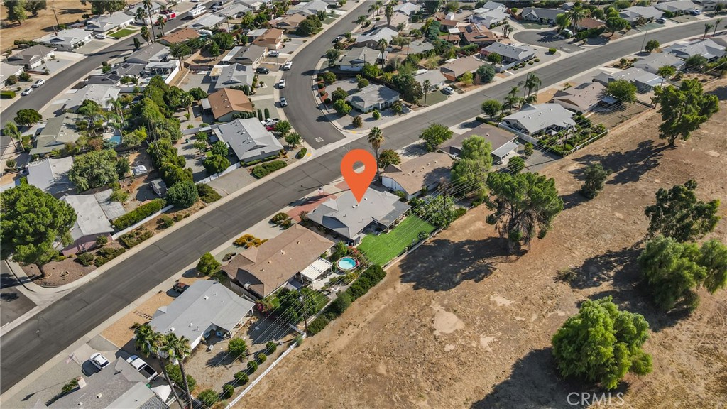 26806 Oakmont