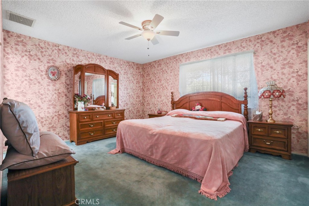 26806 Oakmont