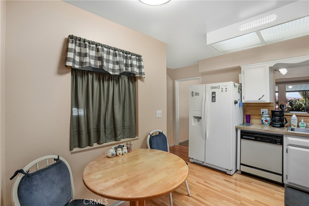 26806 Oakmont