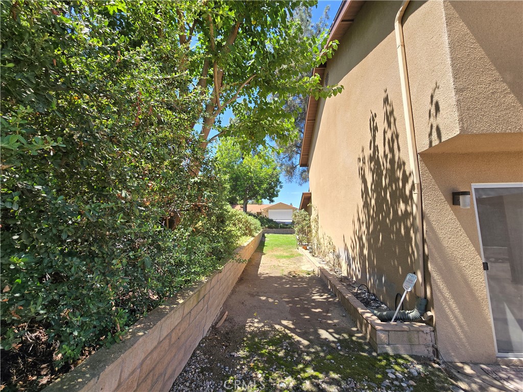 5740 Via Cervantes