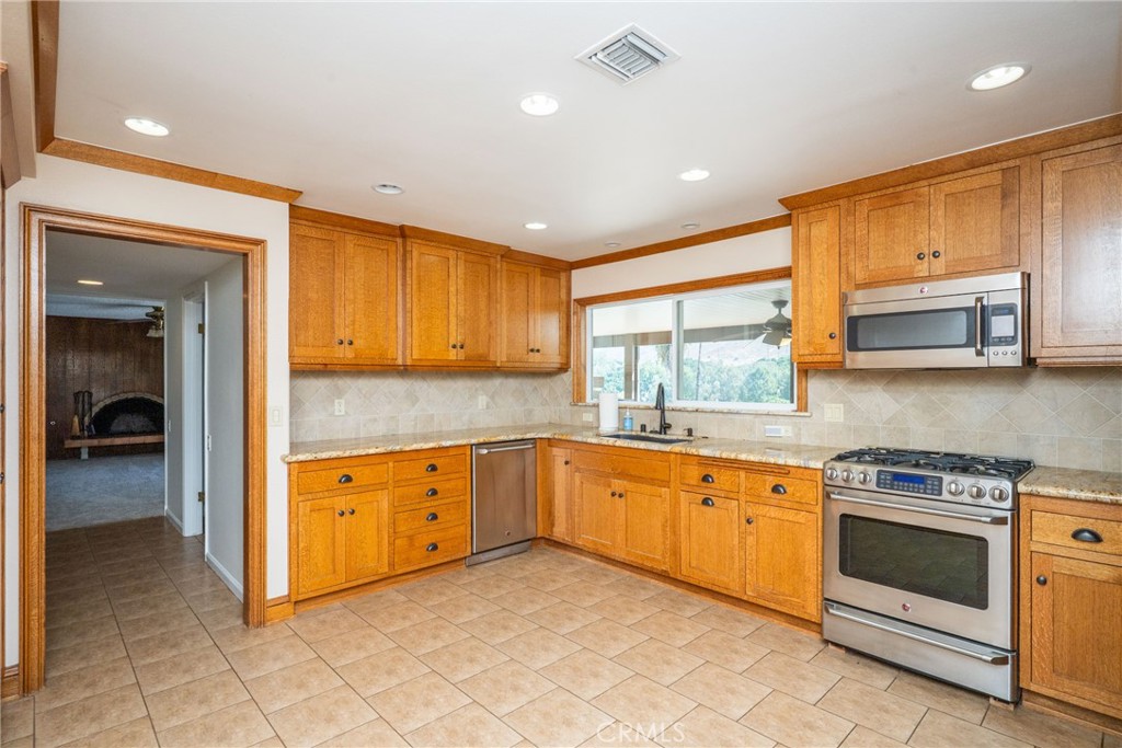 5740 Via Cervantes