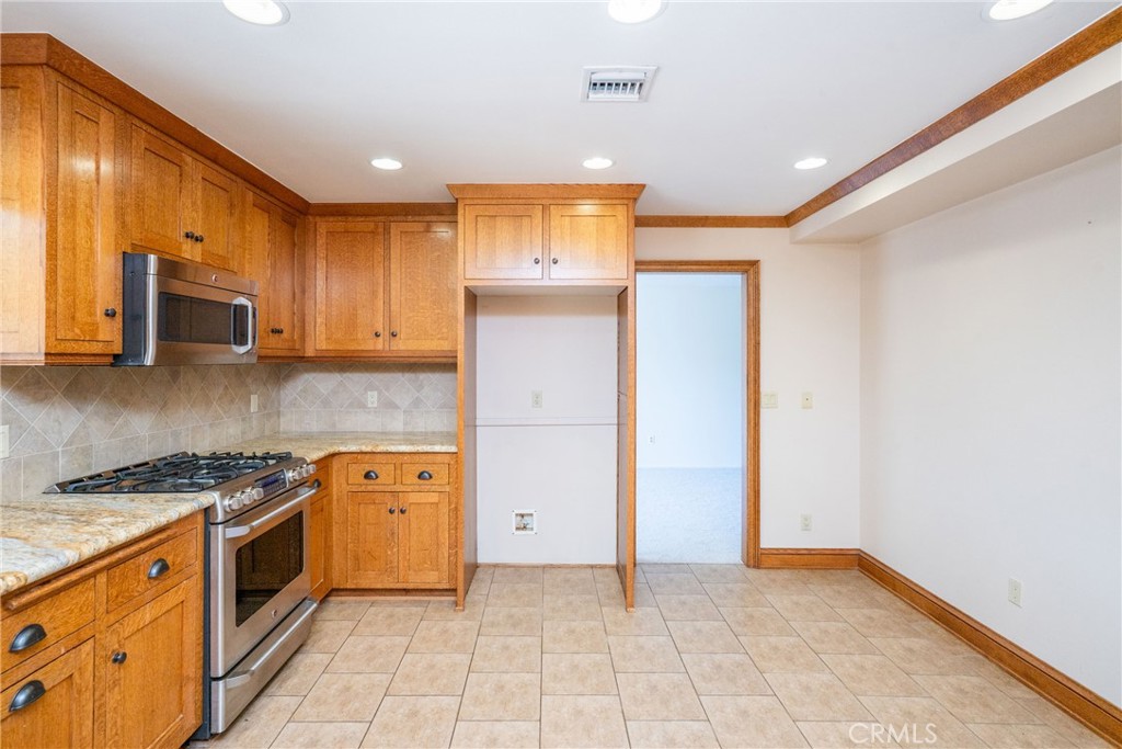 5740 Via Cervantes