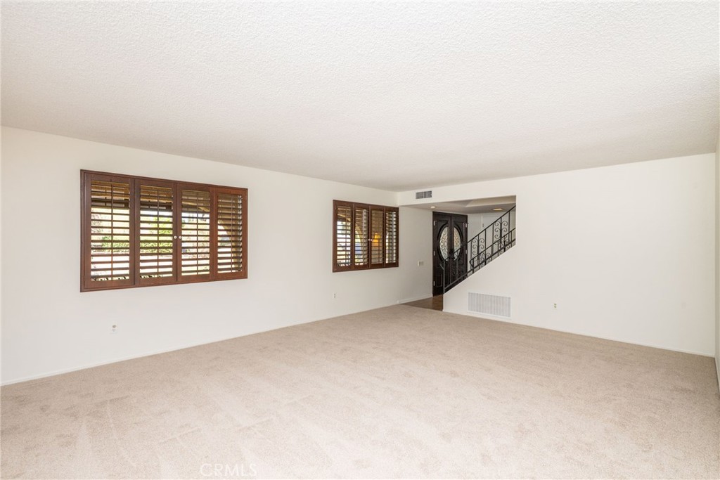 5740 Via Cervantes
