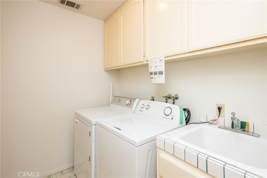 24380 Paseo Arroyo