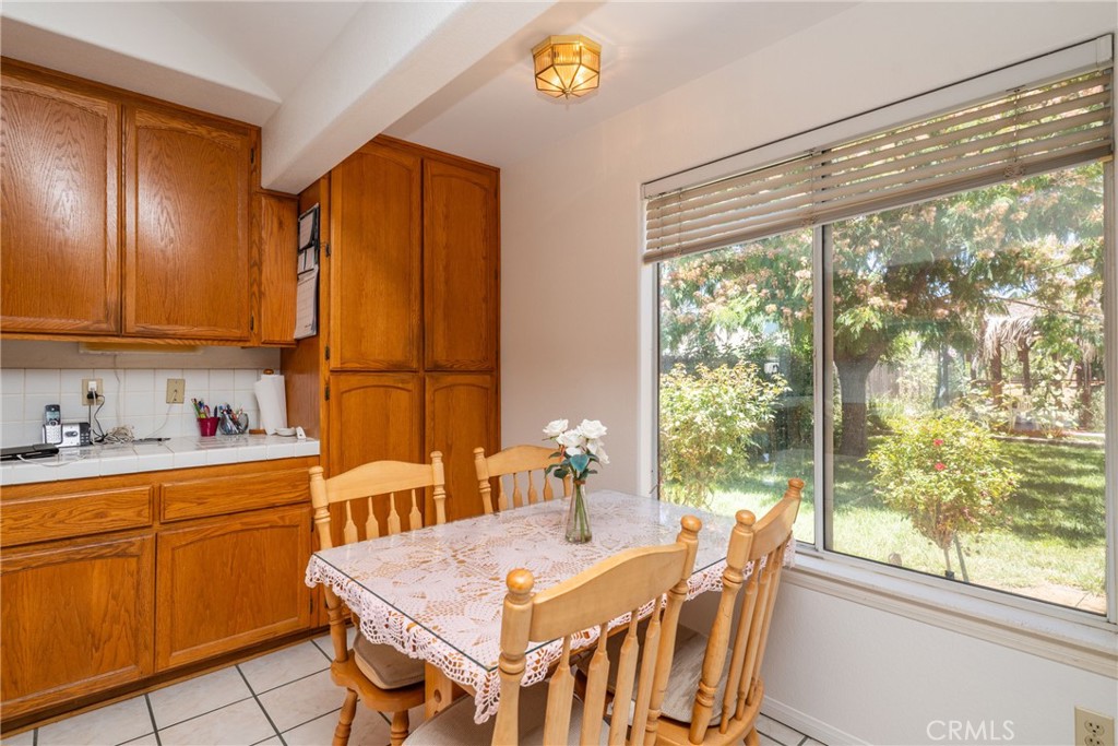24380 Paseo Arroyo