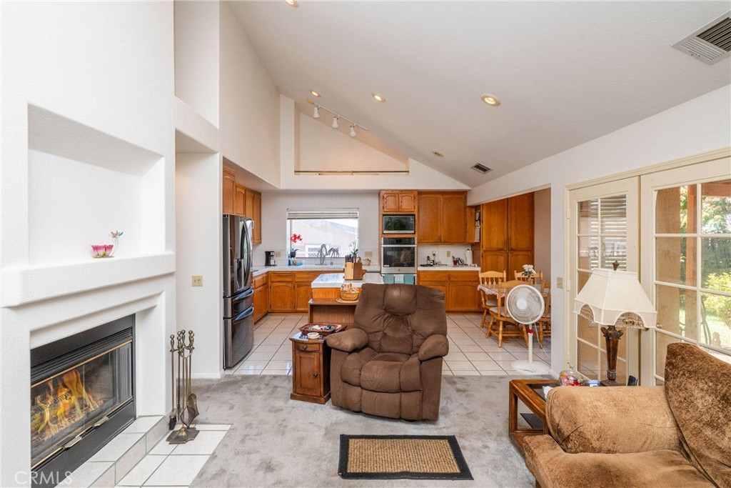 24380 Paseo Arroyo