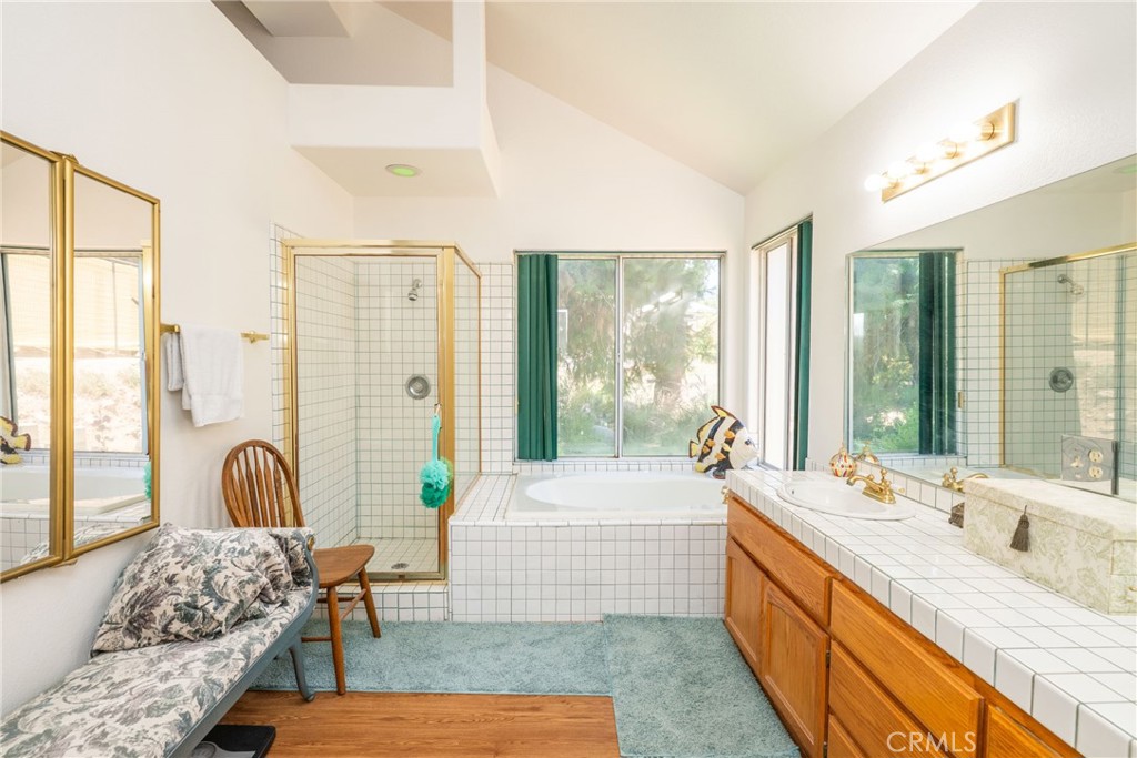 24380 Paseo Arroyo