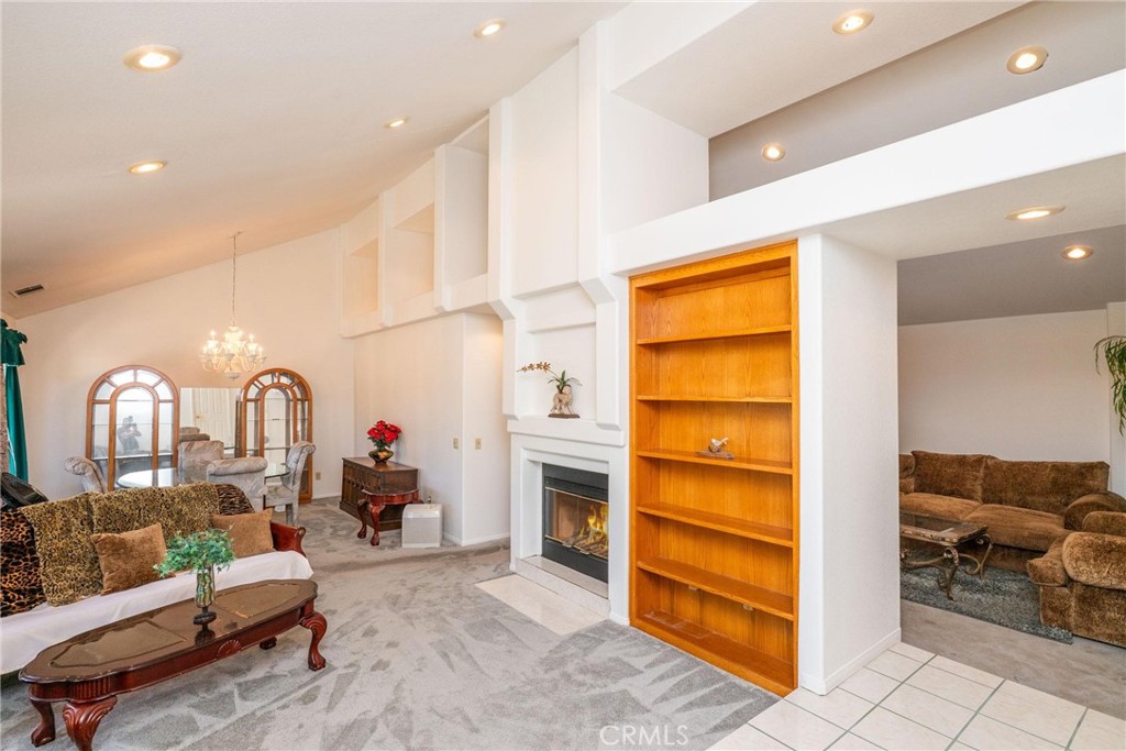 24380 Paseo Arroyo