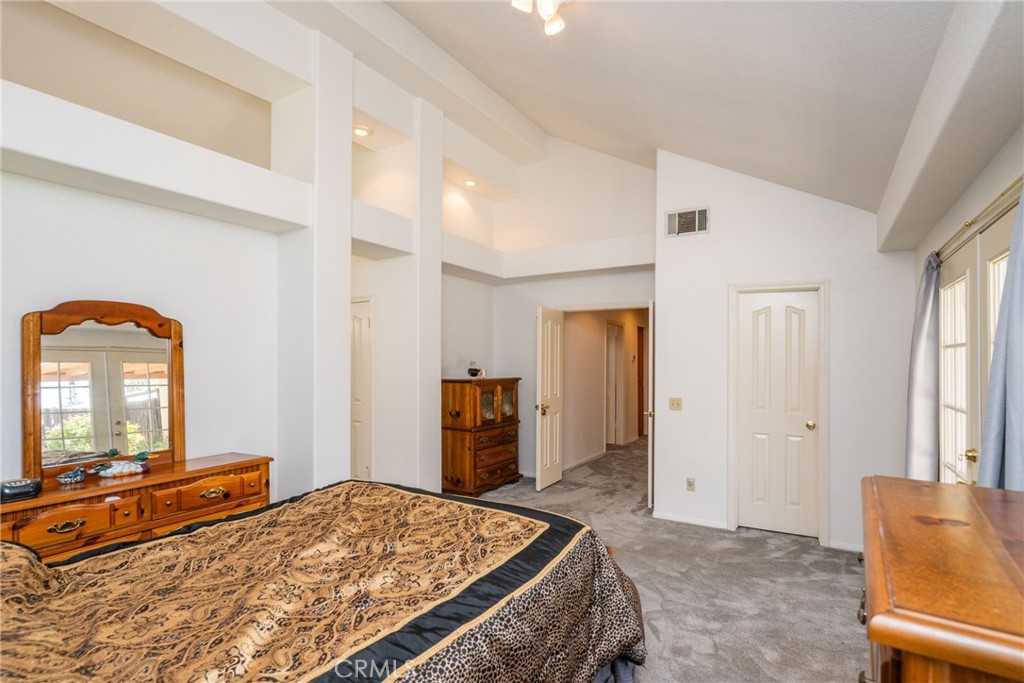 24380 Paseo Arroyo