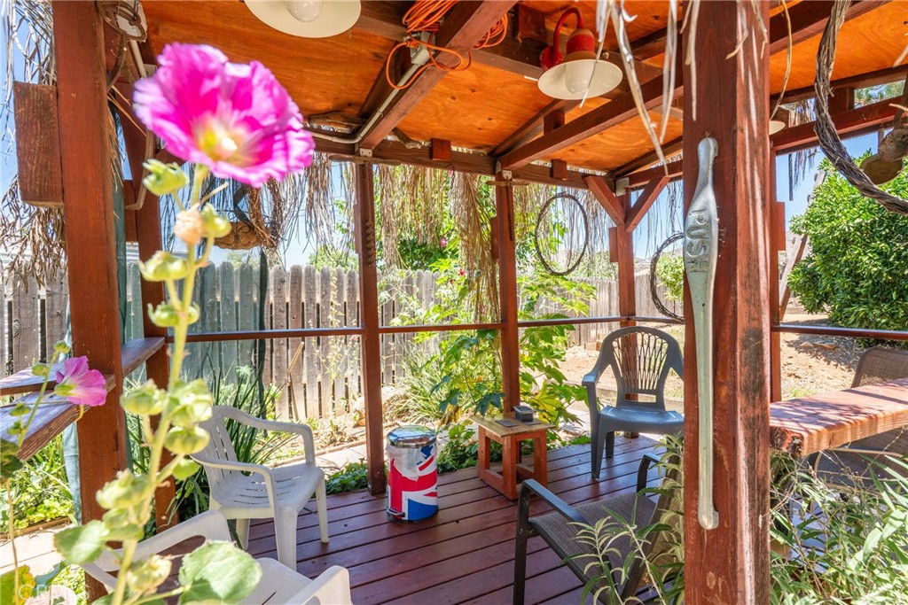 24380 Paseo Arroyo