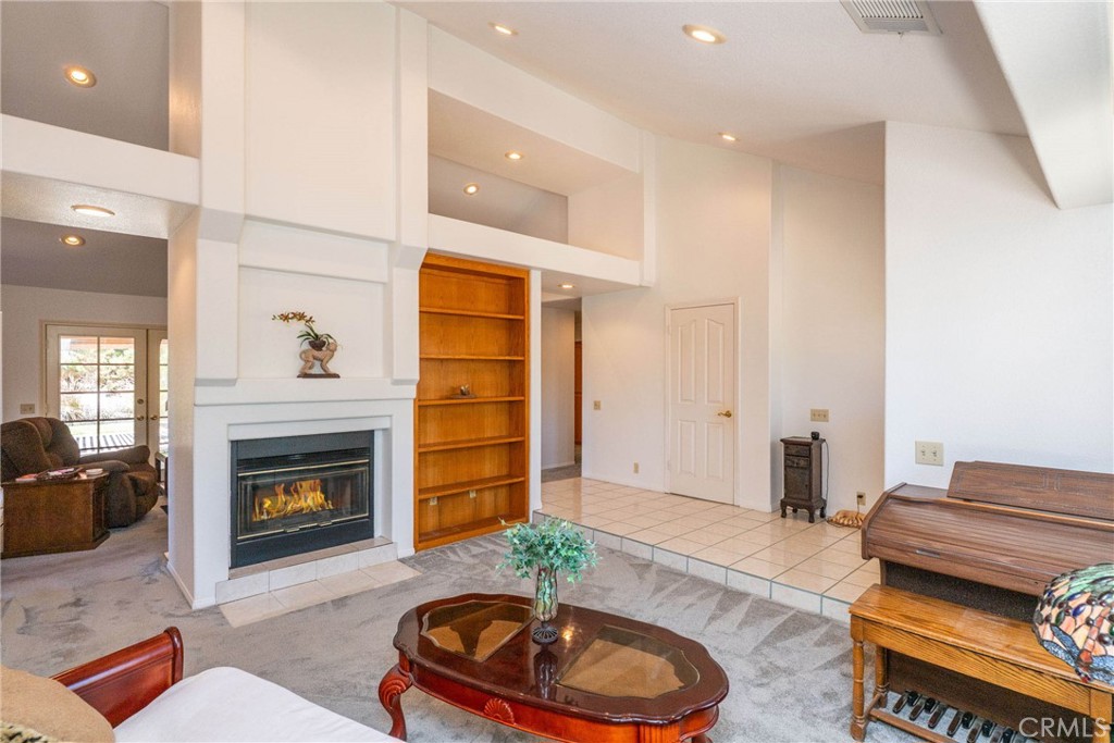 24380 Paseo Arroyo