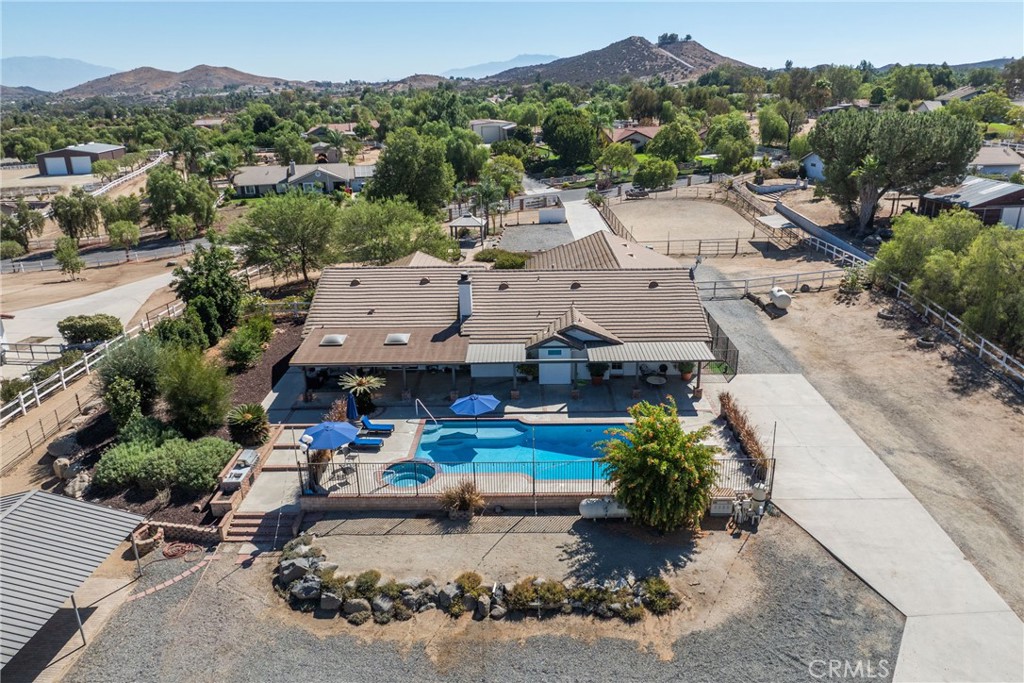 17720 Copper Queen Perris Ca Us 92570 Sw26192674