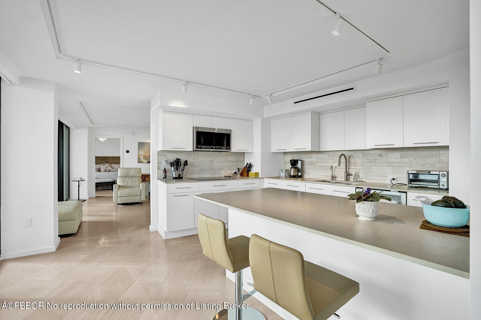 1200 S Flagler Drive, 1006