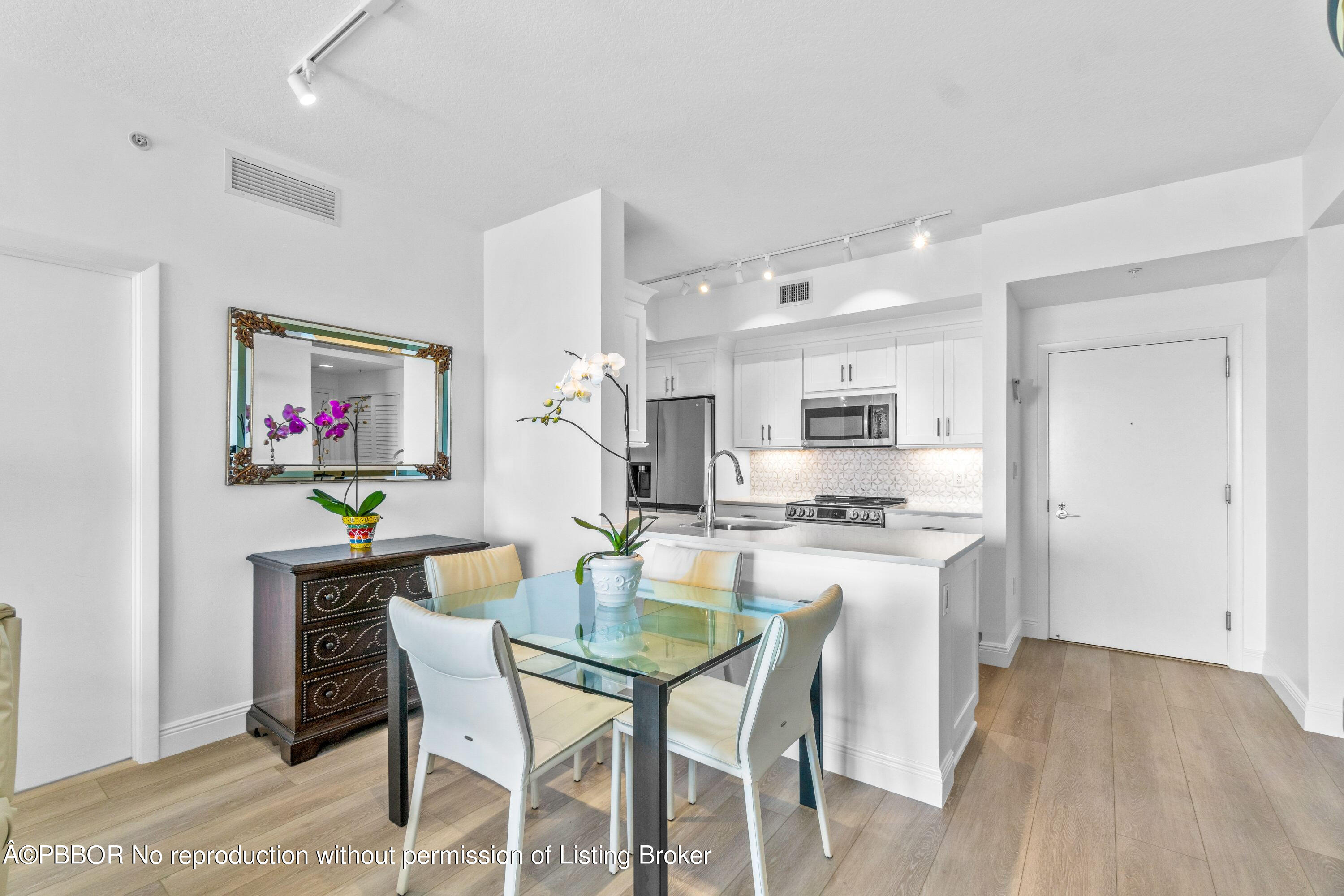 550 Okeechobee Boulevard, 1817