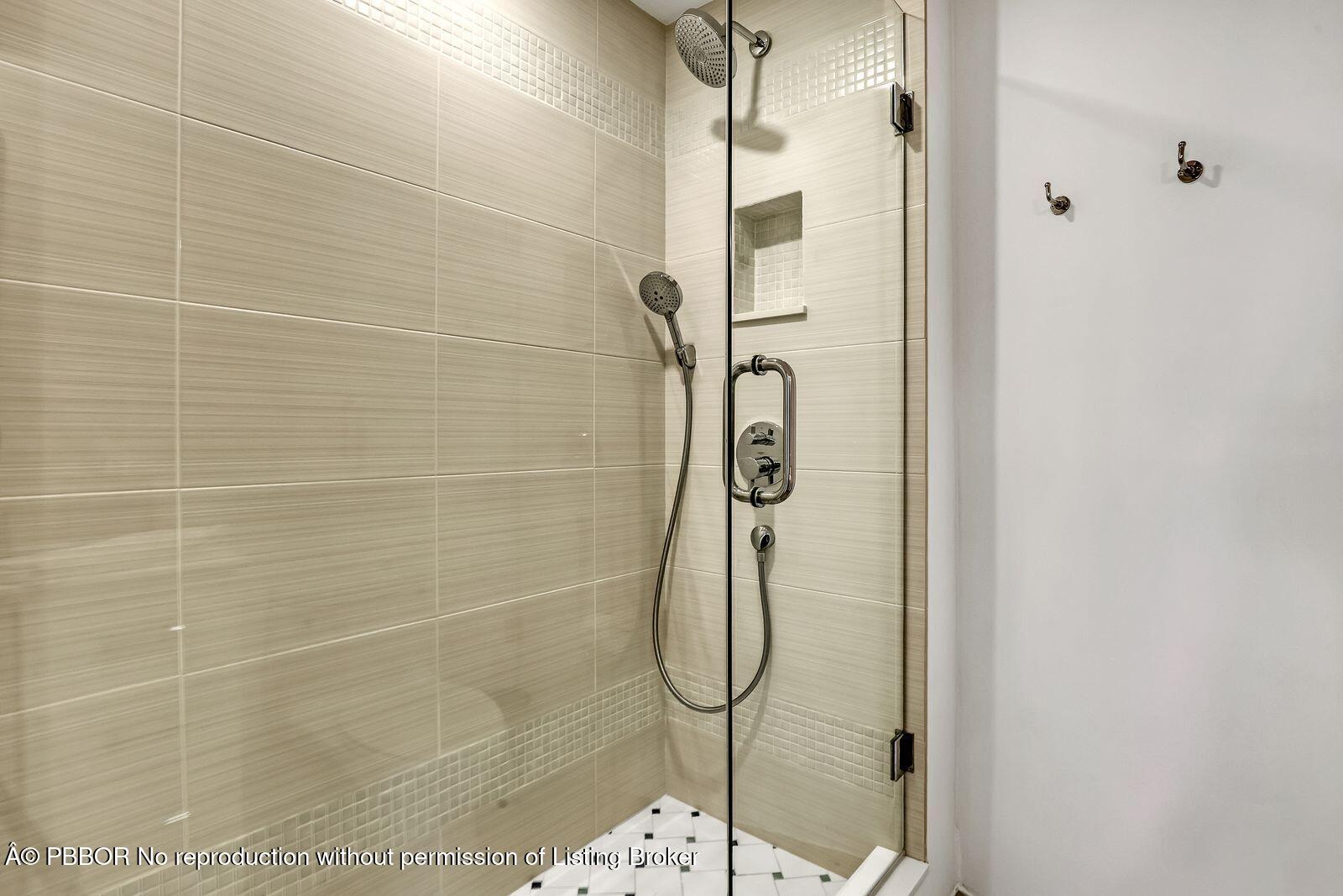 44 Cocoanut Row, 318 B